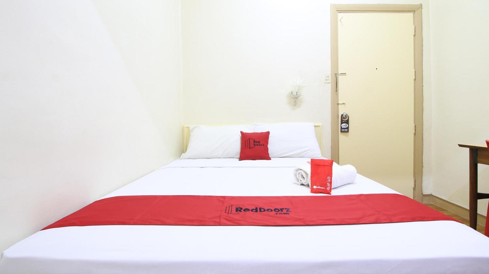 Reddoorz Plus @ Chinatown Binondo Manila Exterior foto