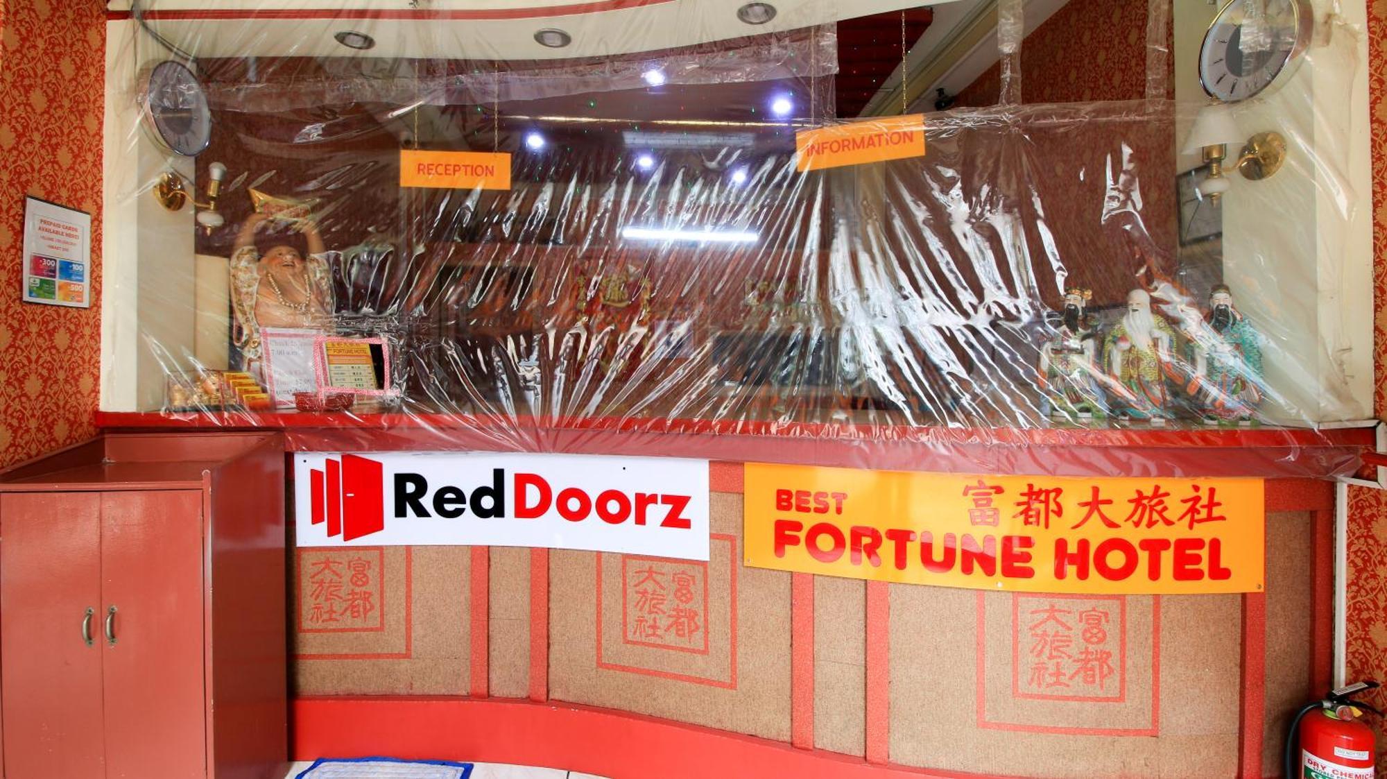 Reddoorz Plus @ Chinatown Binondo Manila Exterior foto