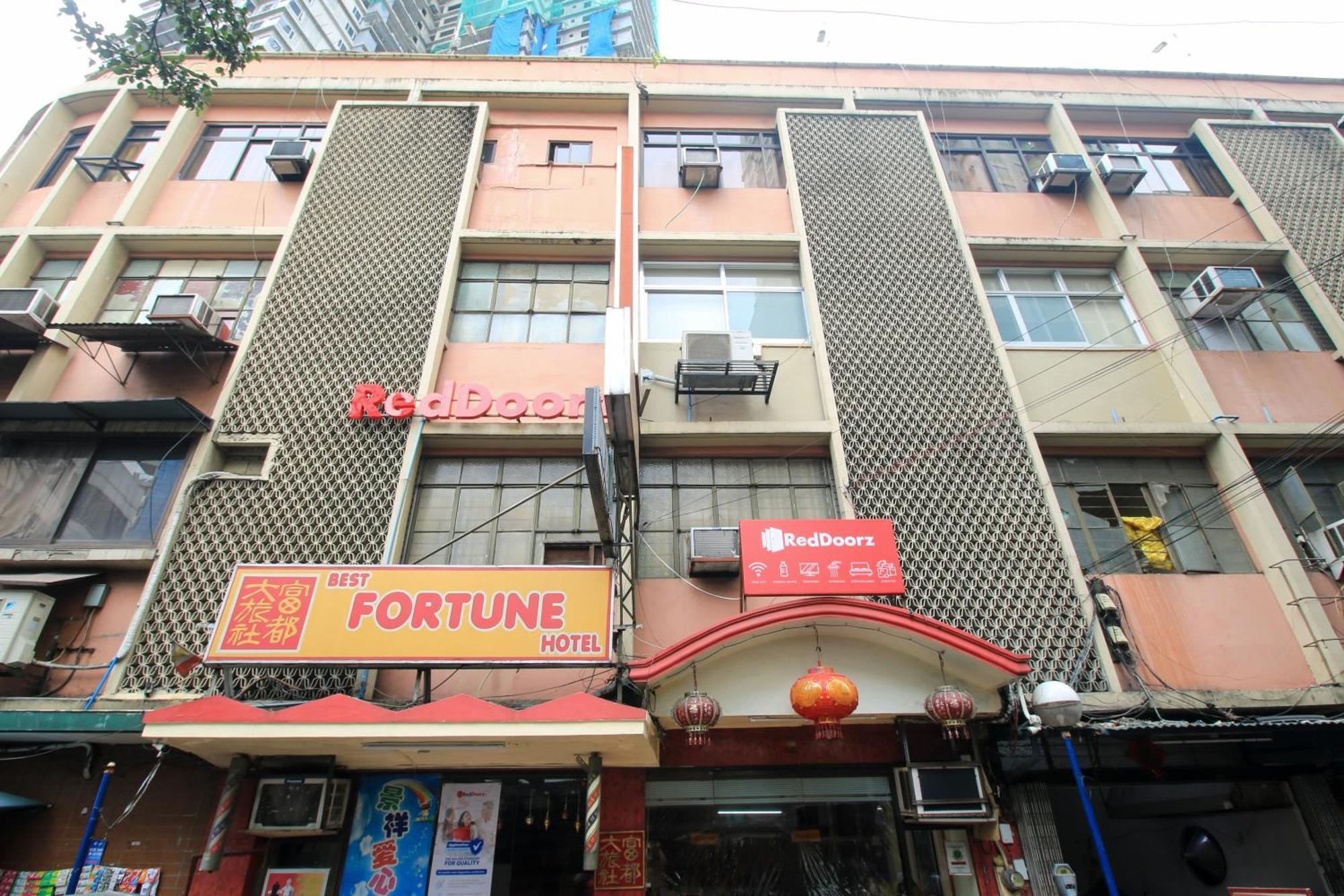 Reddoorz Plus @ Chinatown Binondo Manila Exterior foto